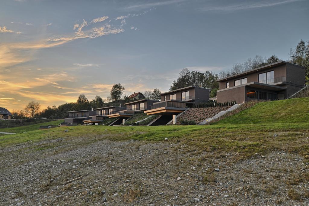 Oranda Village โรกัชกา สลาทินา ภายนอก รูปภาพ